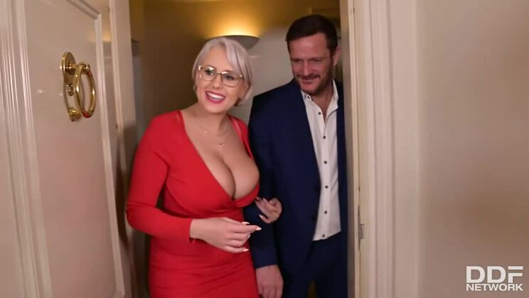 Valentine's Day Special: Angel Wicky and Sofia Rae