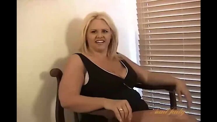 Cally's Hot Striptease Casting