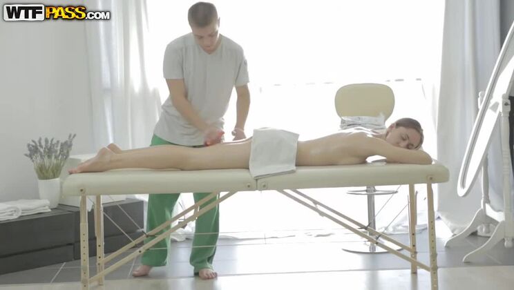 Nikolas Bangs Aruna Aghora's Tight Butt in Filthy Massage Frenzy