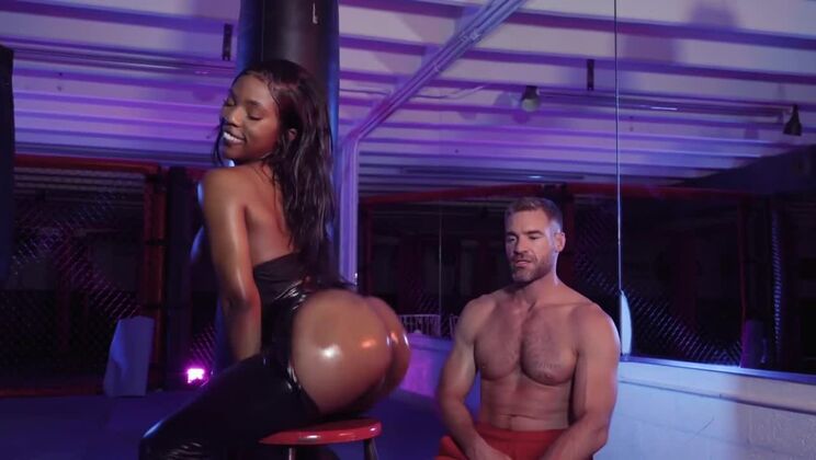 Sarah Banks Interracial Tattoo Temptation / 21.11.2018