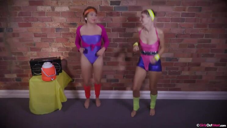 Ray & Ripley - Luscious Lesbian Lust