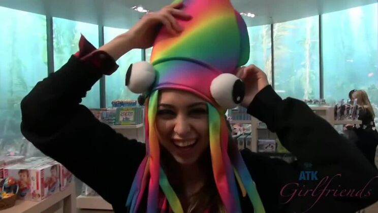 Riley Reid's Solo Aquarium Adventure