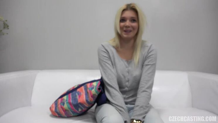 Blonde Beauty Casting Czech Andrea