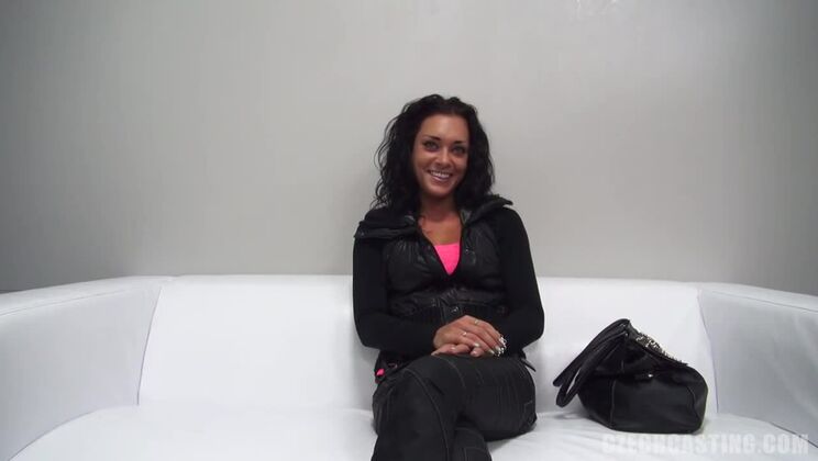 Luscious Czech Brunette Linda