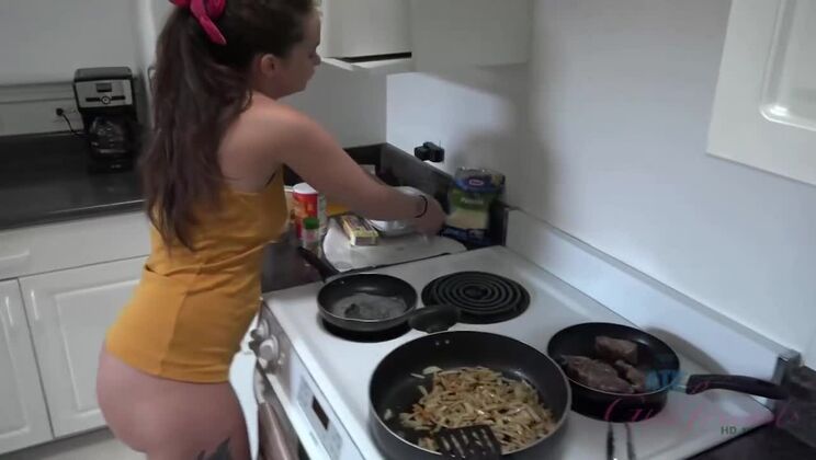 Fuck Gia Paige's Tight Pussy and Cum on Her Toes