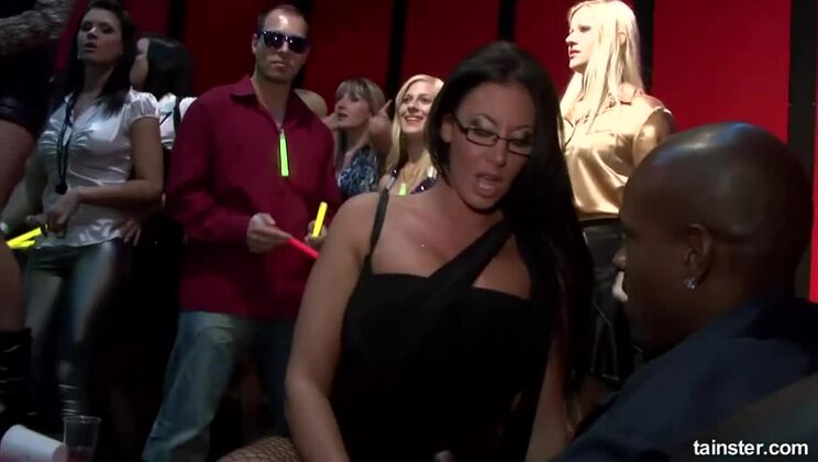 Fucked Up Party 1 - Hot Babes Gone Wild