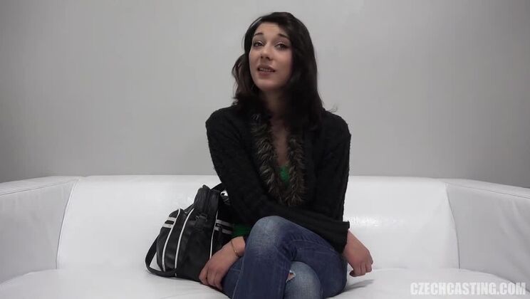 Czech Brunette Siren Tereza