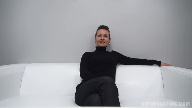 Casting Czech Brunette Ivana