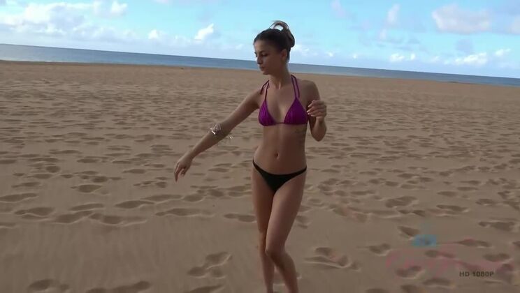 Kristen Scott's Hawaiian Beachside POV Adventure