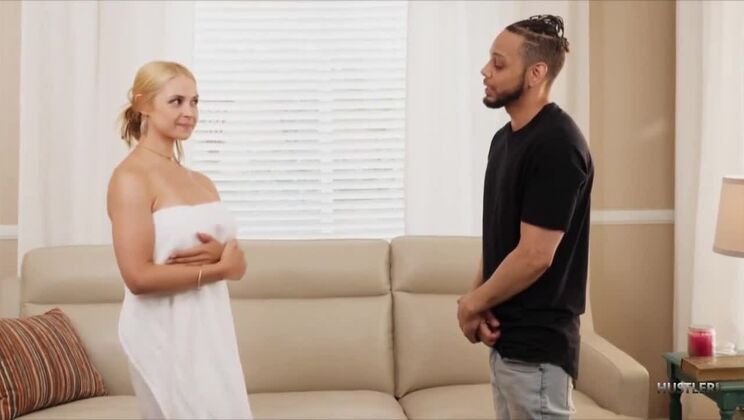 Sarah Vandella - Stepmom Seduction