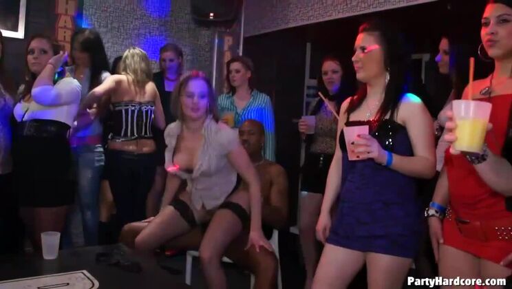 Wildparty Fuckfest 2 - Cam 2