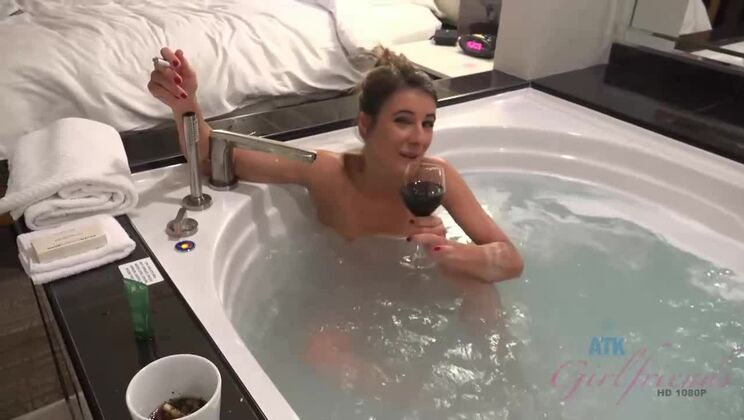 Tara Ashley's Sexy POV Adventure in Vegas