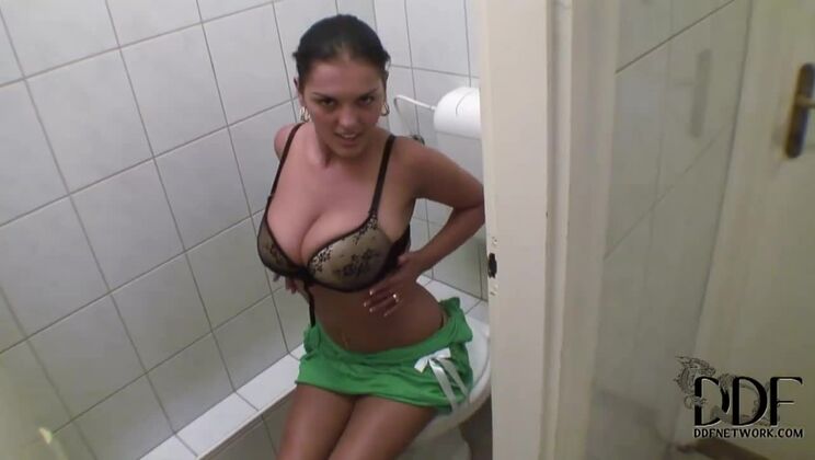 Jasmine Black - Horny in the Smallest Space