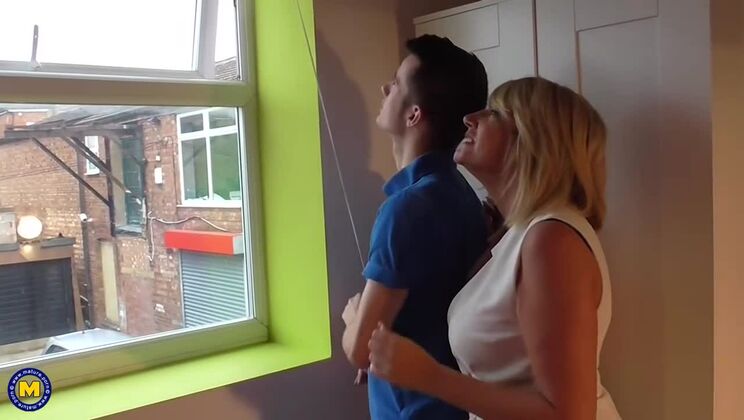 Amy - The Horny British Housewife Gets Fucked
