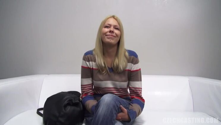 Blonde Bombshell Pavla Gets Teased
