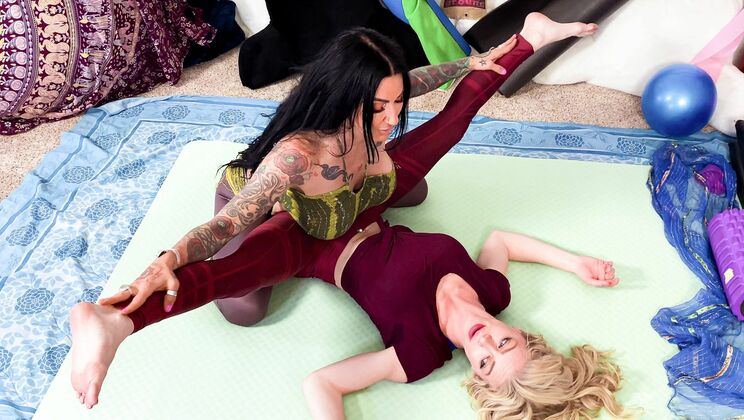 Sultry Sirens 69