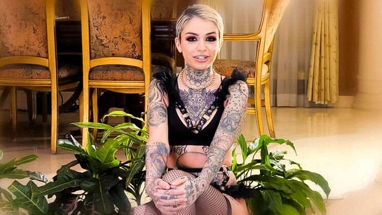 BTS: Blonde Bombshell Unleashed #11