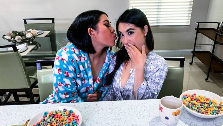 Sneaky Asian Lesbians Mina and Emerald