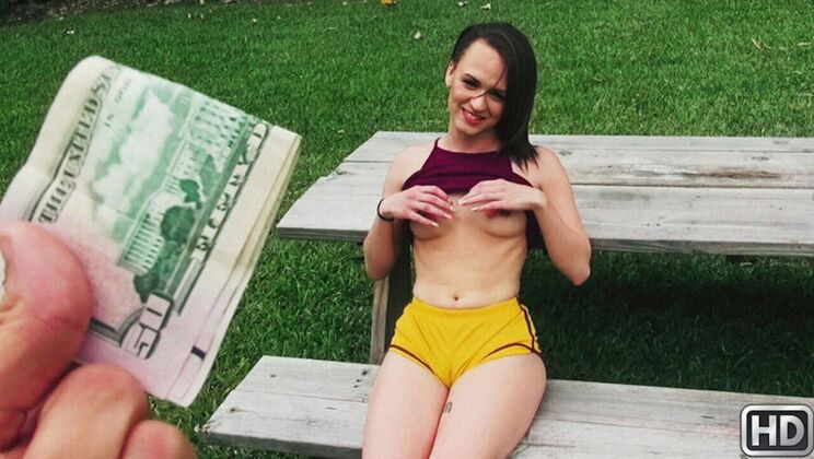Soccer Siren Blowjob