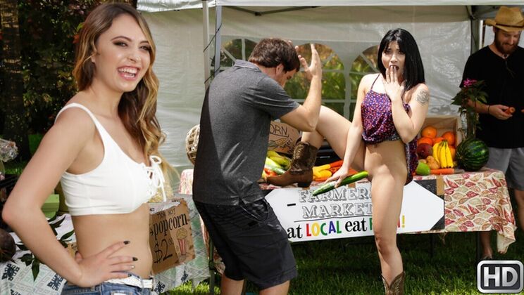 Asian Lesbians Go Wild at the Market
