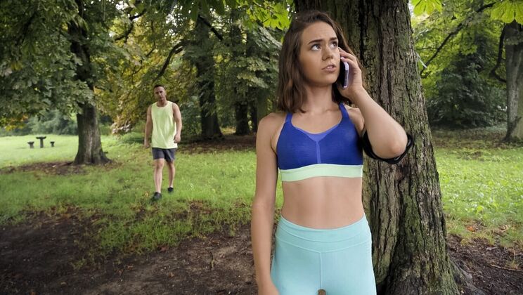 Russian Runner's Raunchy Ride
