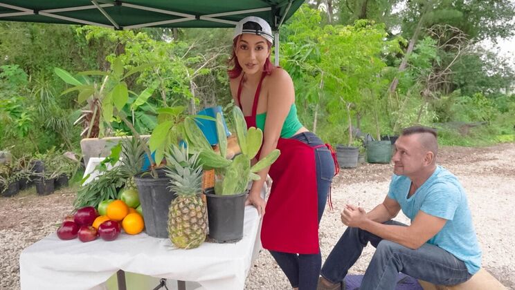 Redhead Roxie's Public Blowjob