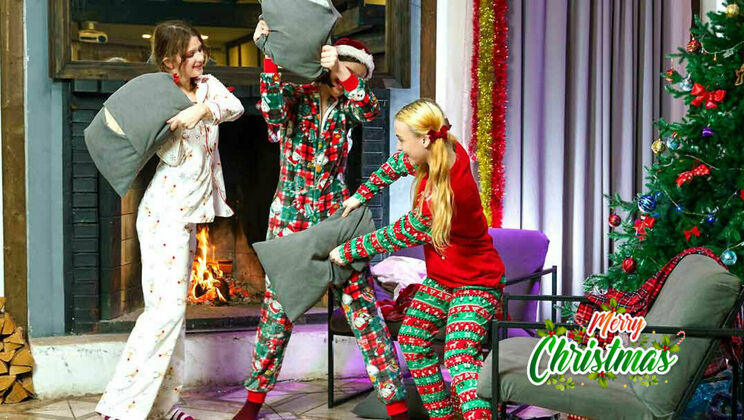 Blonde Brunette Lesbians Wait for Santa