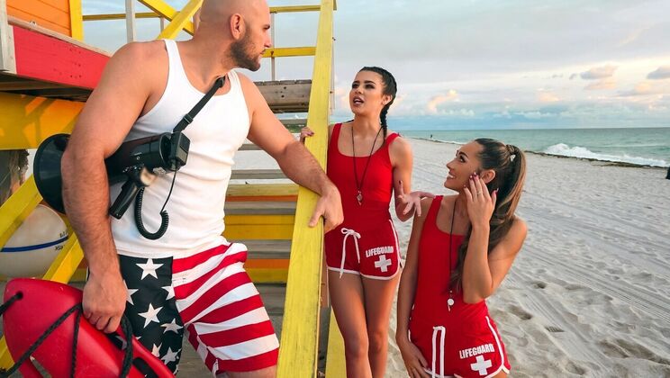 Lifeguards Fuck on the Beach