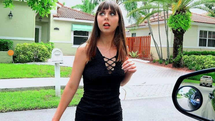 Roadside Romp with Teen Sweetheart