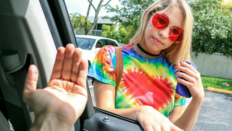 Betrayer Fucking Driver in Car