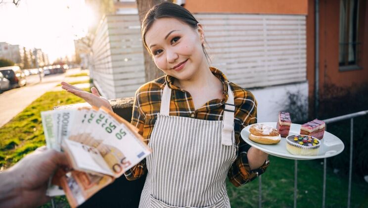 Creamy Delights and a Surprising Creampie