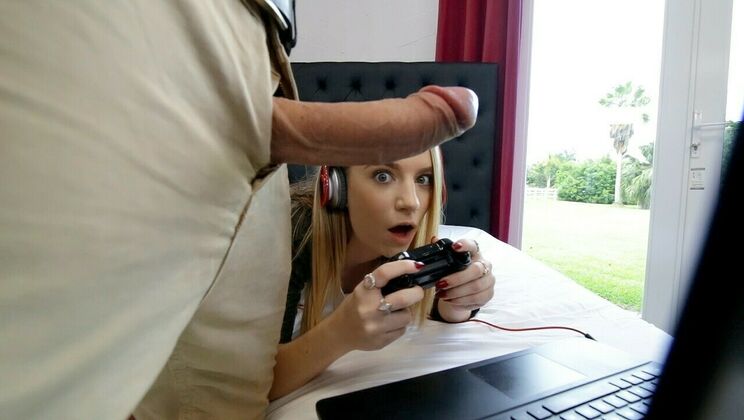 Teen Babe Gets a Hardcore Workout