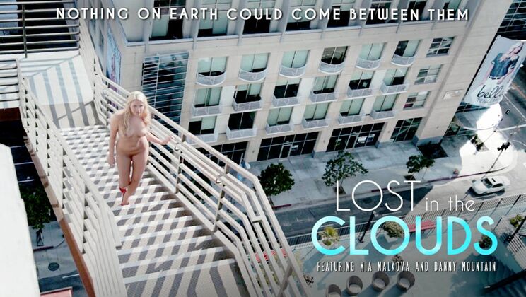 Blonde Beauty Lost in Lust
