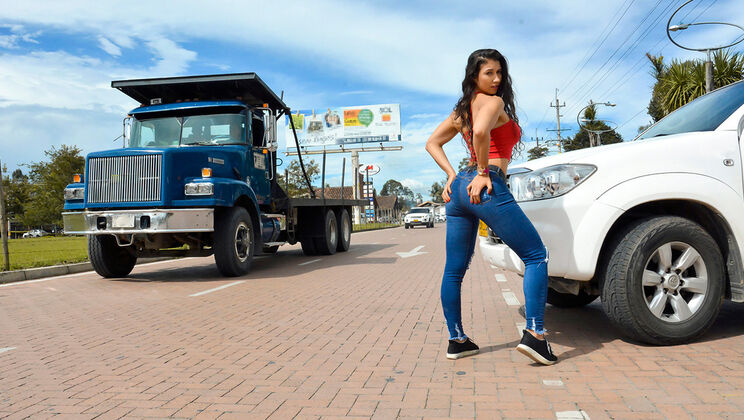 A Day in the Life of a Latina Siren