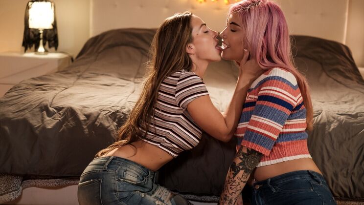 Fate Brings Lesbian Lust