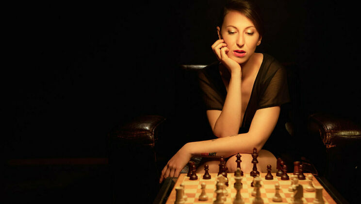 Tattooed Brunette Checkmated
