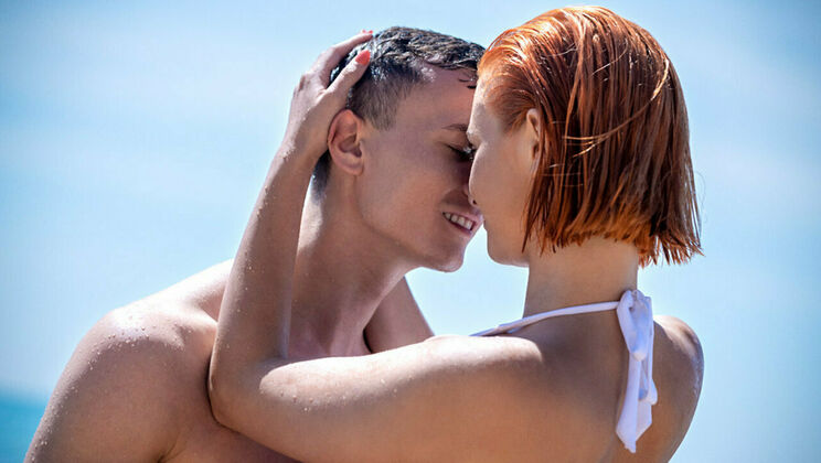 Beachside Blowjob Bliss