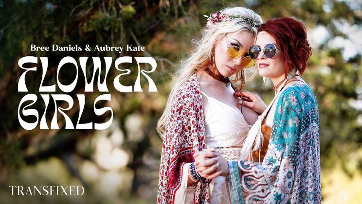 Blonde Bombshells Bree & Aubrey Get Down