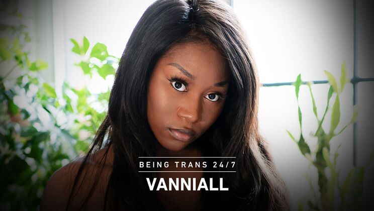 Vanniall's Interracial Blowjob Bash