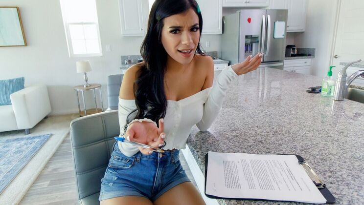 Bubble Butt Babe Wants It Bad