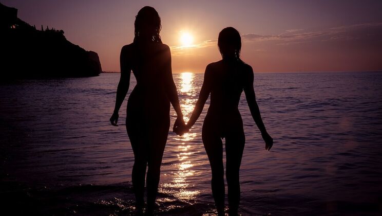 Sunrise Beach Romp with Lilu and Honour