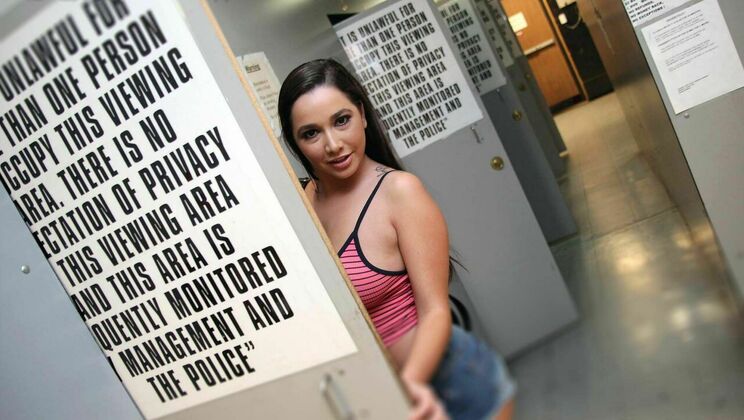 Inked Brunette Karlee Grey Takes It All