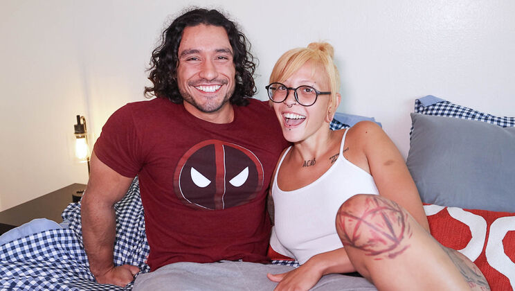 Leo Woodman Pounds Mai Cox Hard and Deep