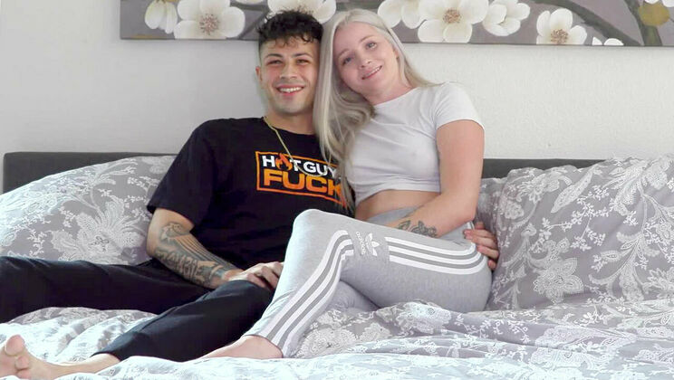 Newcomer Franco Styles Meets Blonde Bomb Halle Storm