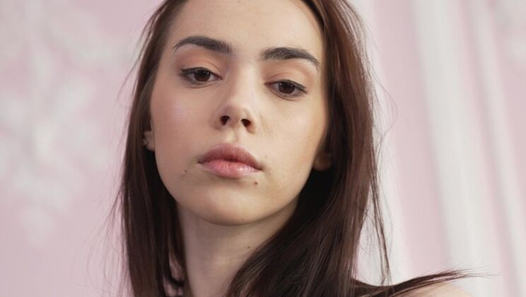Teen Babe Alice's First Anal Experience