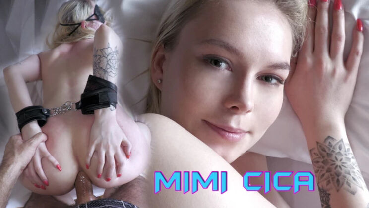 Blonde Bombshell Mimi Cica Unleashes Hotel Heat