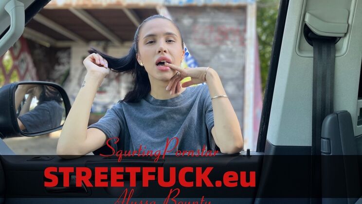 Bounty in the Street Gets Fucked