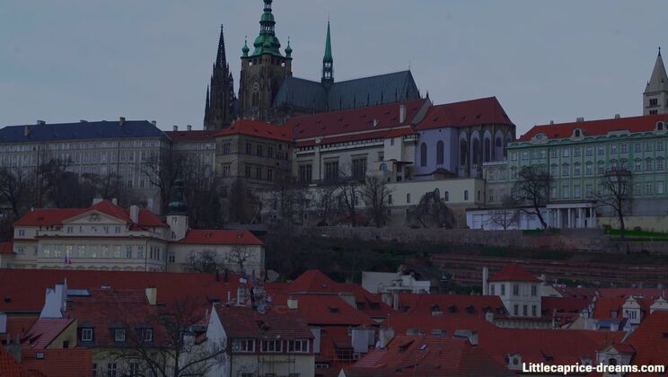 Lesbian Love - Prague 2018 Sex Report
