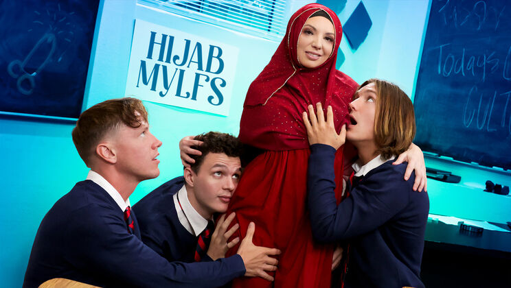 Three Cocks for a MILF