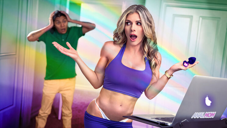 Young Stud Donatello Devine Dominates Cory Chase Anal